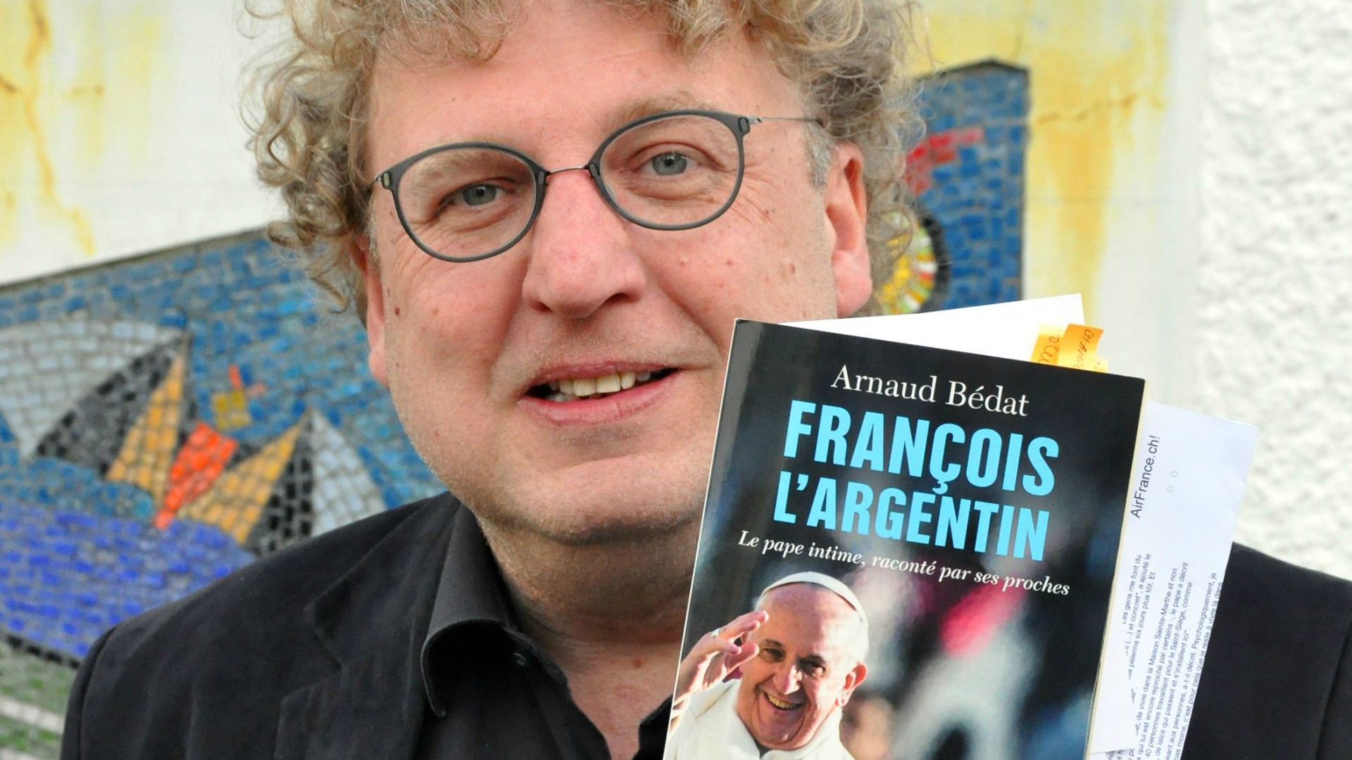 Arnaud Bédat a fait de sa fascination pour le pape François un livre (Photo: Christiane Elmer)