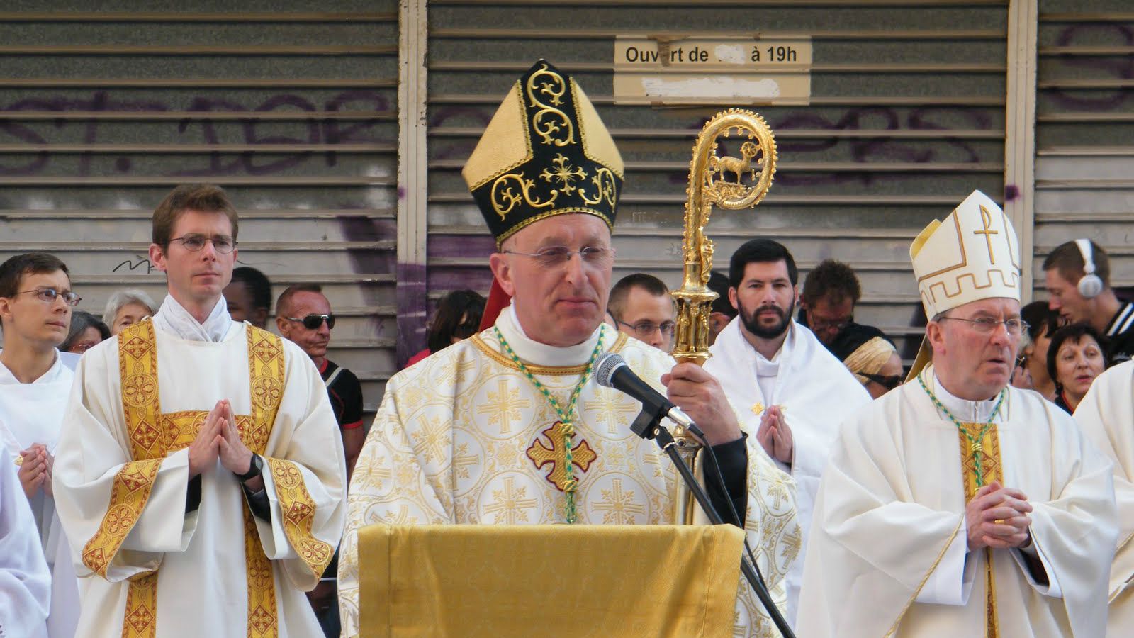 Mgr Dominique Rey, évêque de Fréjus-Toulon s'est rendu auprès des chrétiens de Syrie (Photo:http://cathedraletoulon.blogspot.ch/)