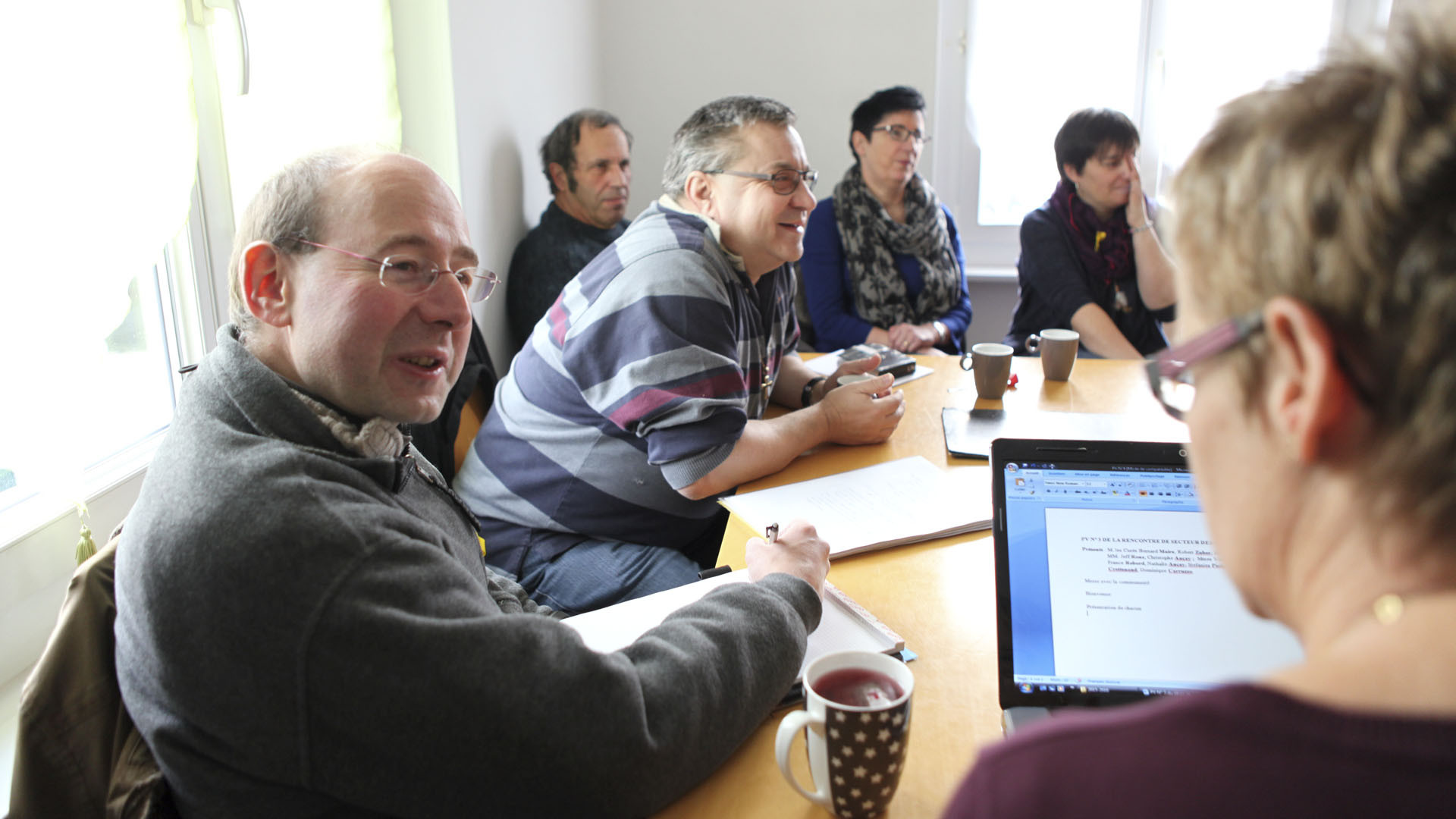  Pierre-Yves Maillard,ici lors de la visite pastorale du secteur des deux-rives, a demandé une mise à jour des contrats des agents pastoraux laïcs du diocèse. (Photo: B. Hallet)