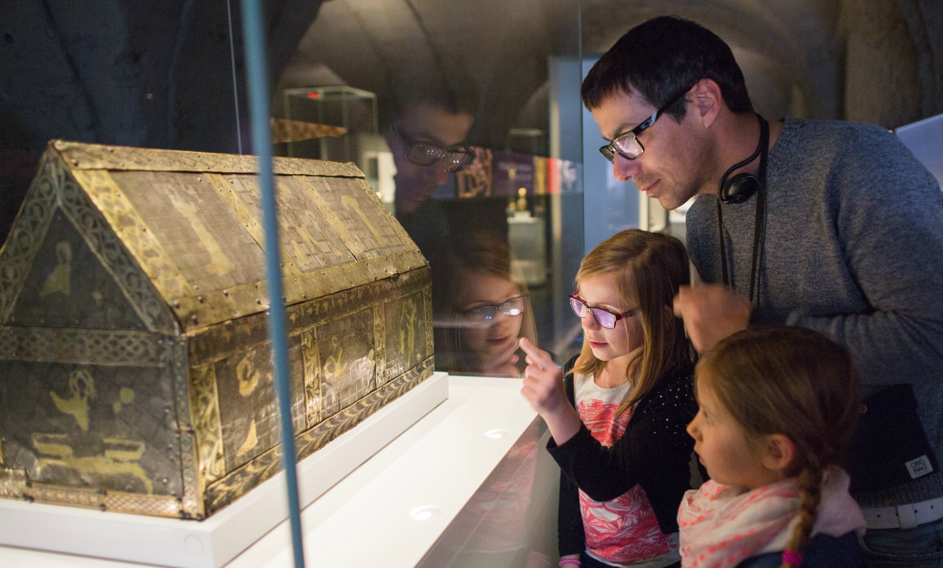 Les enfants sont les bienvenus sur le parcours audioguidé de l'Abbaye de Saint-Maurice (Photo:Aurélie Felli/Abbaye de St-Maurice)