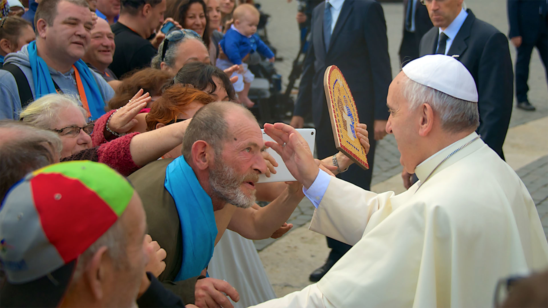 Le pape a lancé la Journée mondiale des pauvres en 2016, lors du jubilé de la miséricorde après le pèlerinage organisé par Fratello. | © Fratello.org
