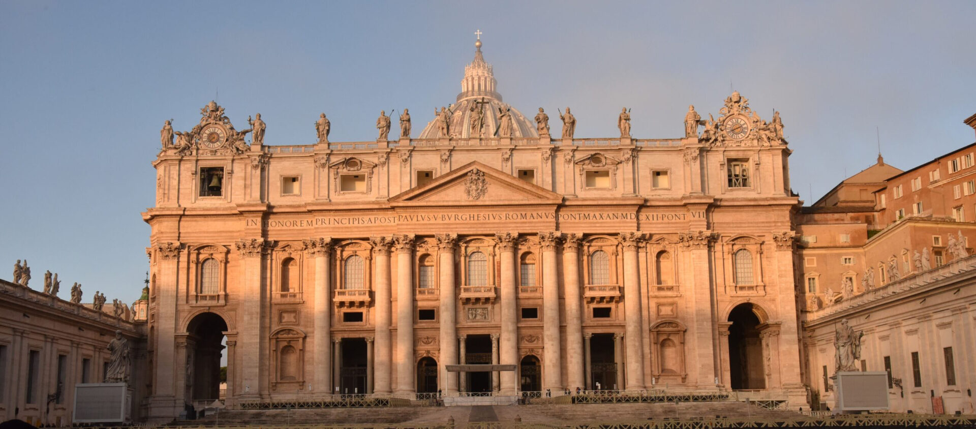 Le matériel sanitaire envoyé par les associioations chinoies a transité par la pharmacie du Vatican | © Bernard Litzler