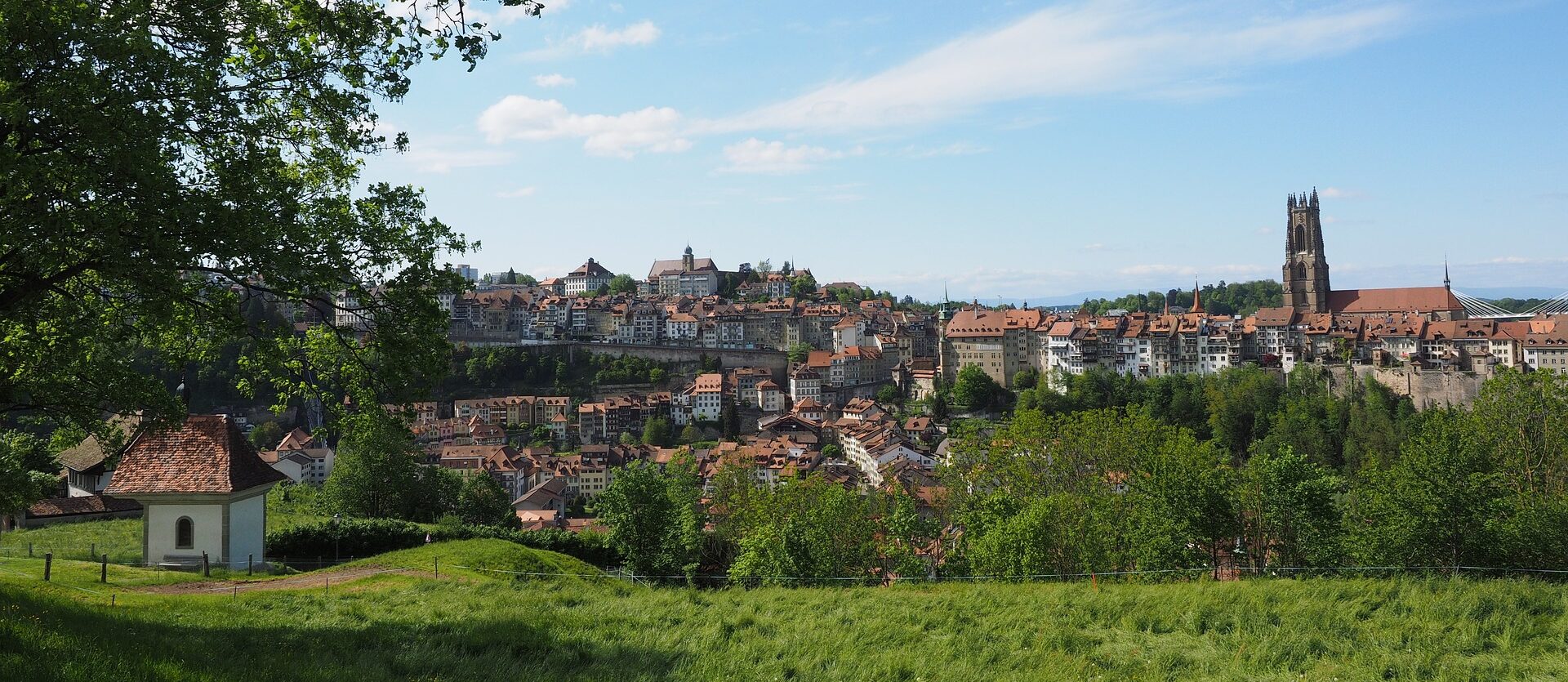 Fribourg est l'une des grandes étapes du chemin de Compostelle en Suisse | © Hans/Pixabay