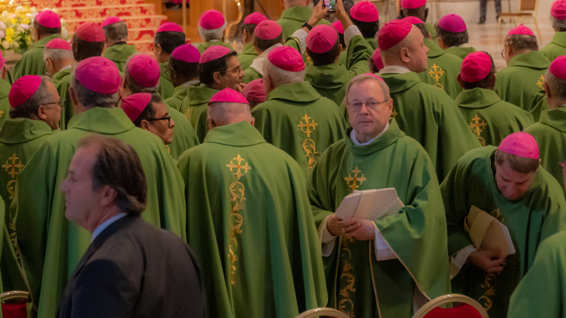 Mgr Georg Bätzing, président de la Conférence des évêques d'Allemagne,  Messe à la basilique Saint-Pierre  | © Maurice Page 