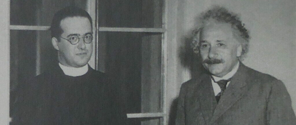 L'astronome et prêtre belge Georges Lemaître en compagnie d'Albert Einstein | © Observatoire du Vatican