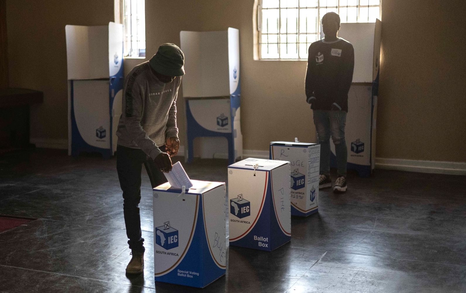 Environ 27 millions de citoyens étaient enregistrés pour les élection législatives du 29 mai 2024 en Afrique du Sud | © Keystone/EPA/Kim Ludbrook