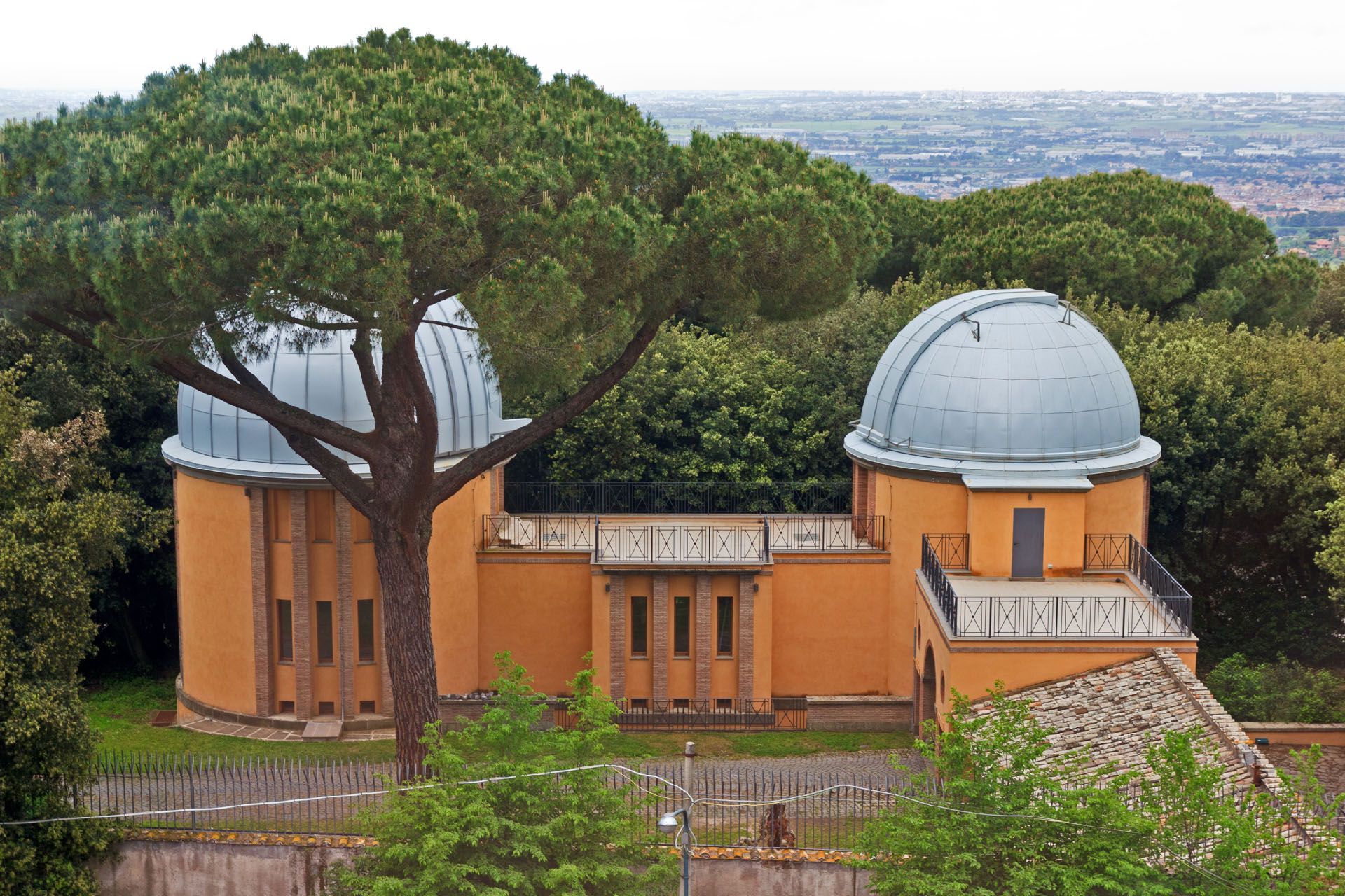La «Specola» ou Observatoire astronomique du Vatican | © Wikimedia/H. Raab/CC BY-SA 4.0
