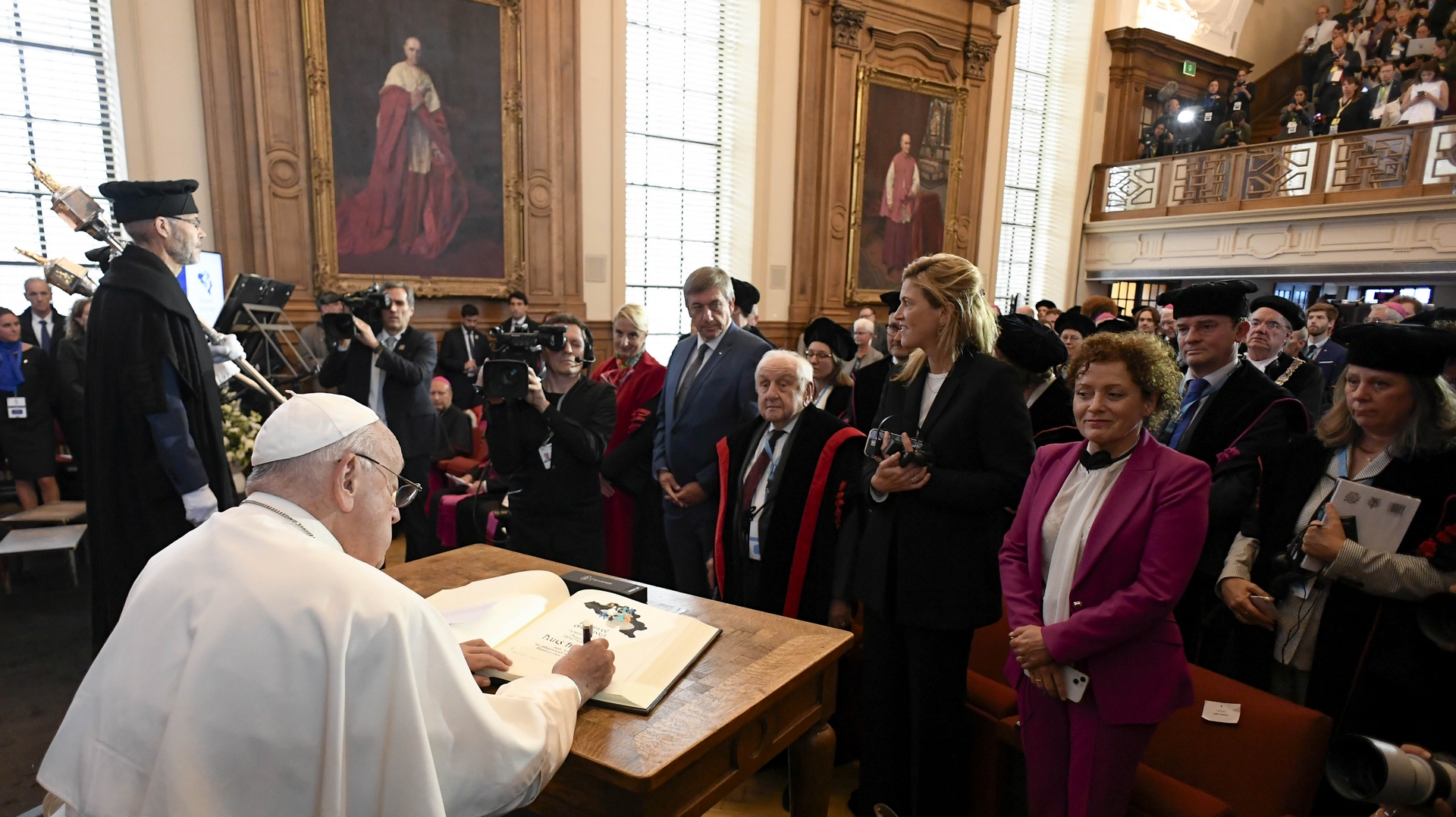 Le pape a été reçu à l'Université catholique de Louvain | © Vatican Media