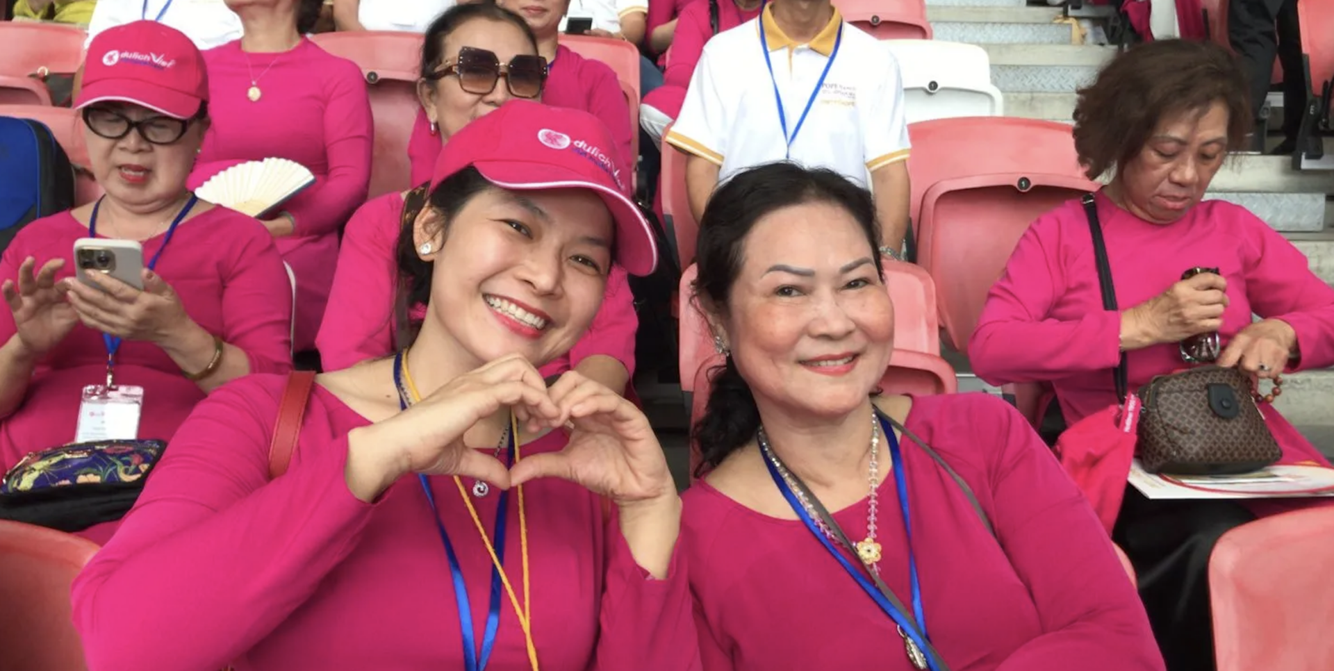 Des participantes à la rencontre avec le pape François, le 12 septembre 2024, au National Stadium de Singapour | © Camille Dalmas/IMEDIA