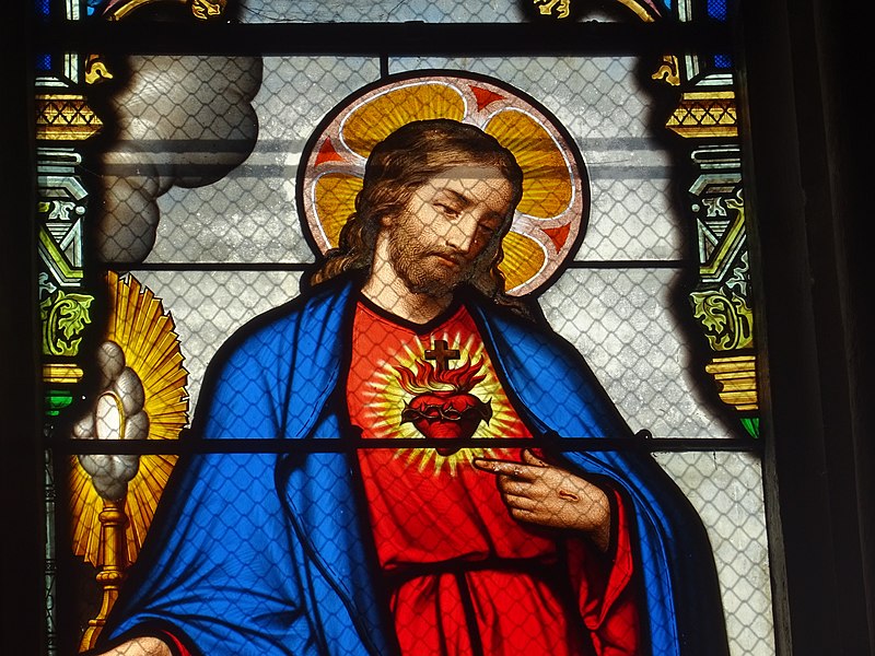 Le Sacré-Coeur de Jésus, sujet d'une nouvelle encyclique. Photo: vitrail de la basilique Notre-Dame des enfants, Châteauneuf-sur-Cher, France | © CC BY 2.0 Wikimedia/Olive Titus