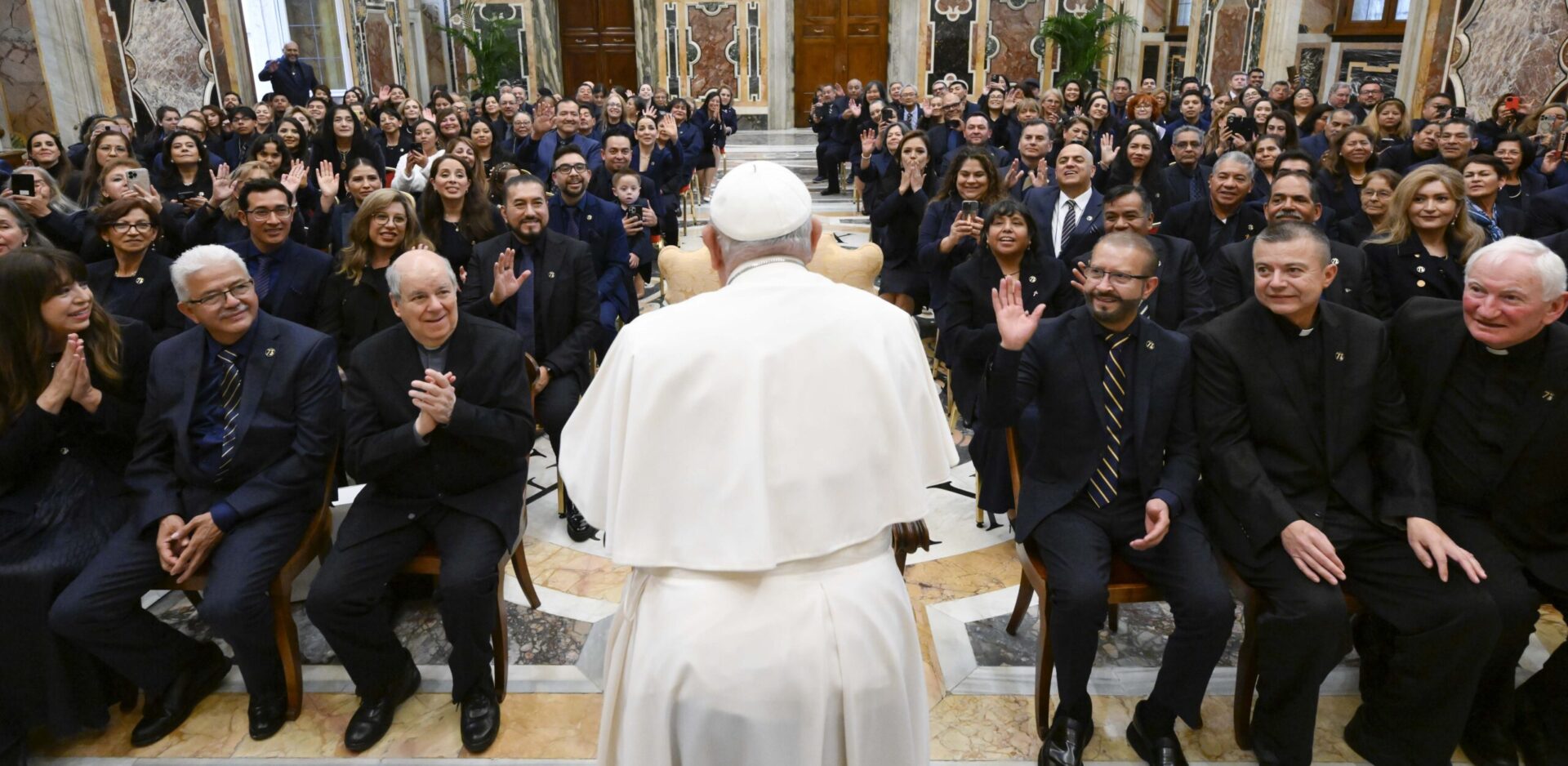 Le pape François recevant, le 28 novembre 2024, les membres du réseau de communication El Sembrador - Nueva Evangelización | © Vatican Media