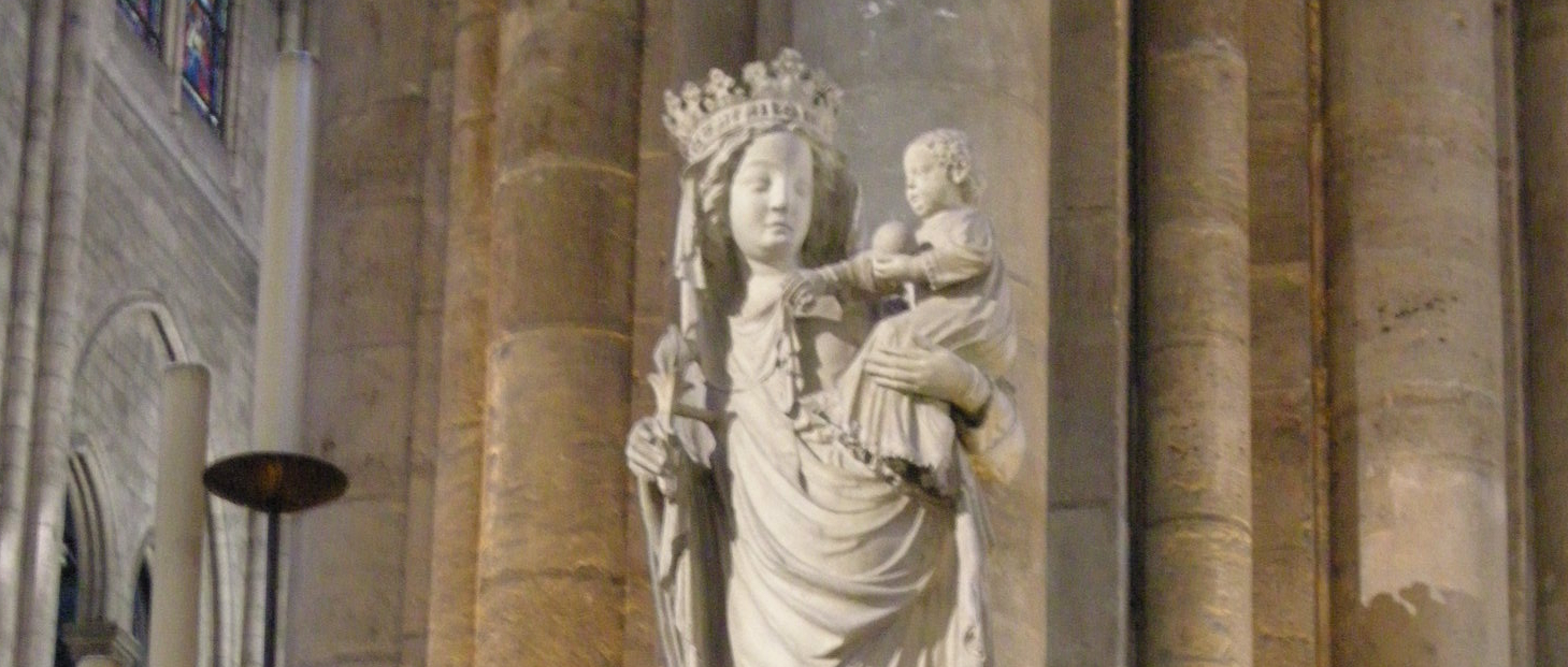 La 'Vierge à l'enfant' ou 'Vierge du pilier' a retrouvé son emplacement d'origine dans Notre-Dame de Paris | © I, sailko/Wikimedia/CC BY 2.5