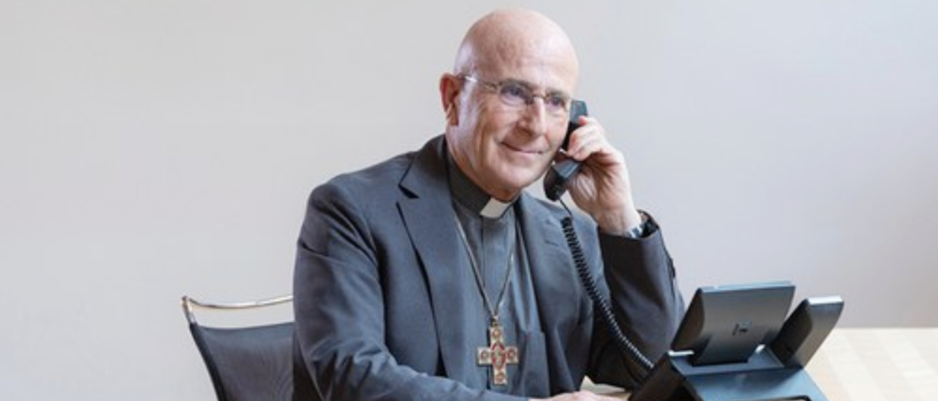 La "journée téléphonique" permettait de  parler directement avec Mgr Joseph Bonnemain, évêque de Coire | © Église catholique dans le canton de Zurich