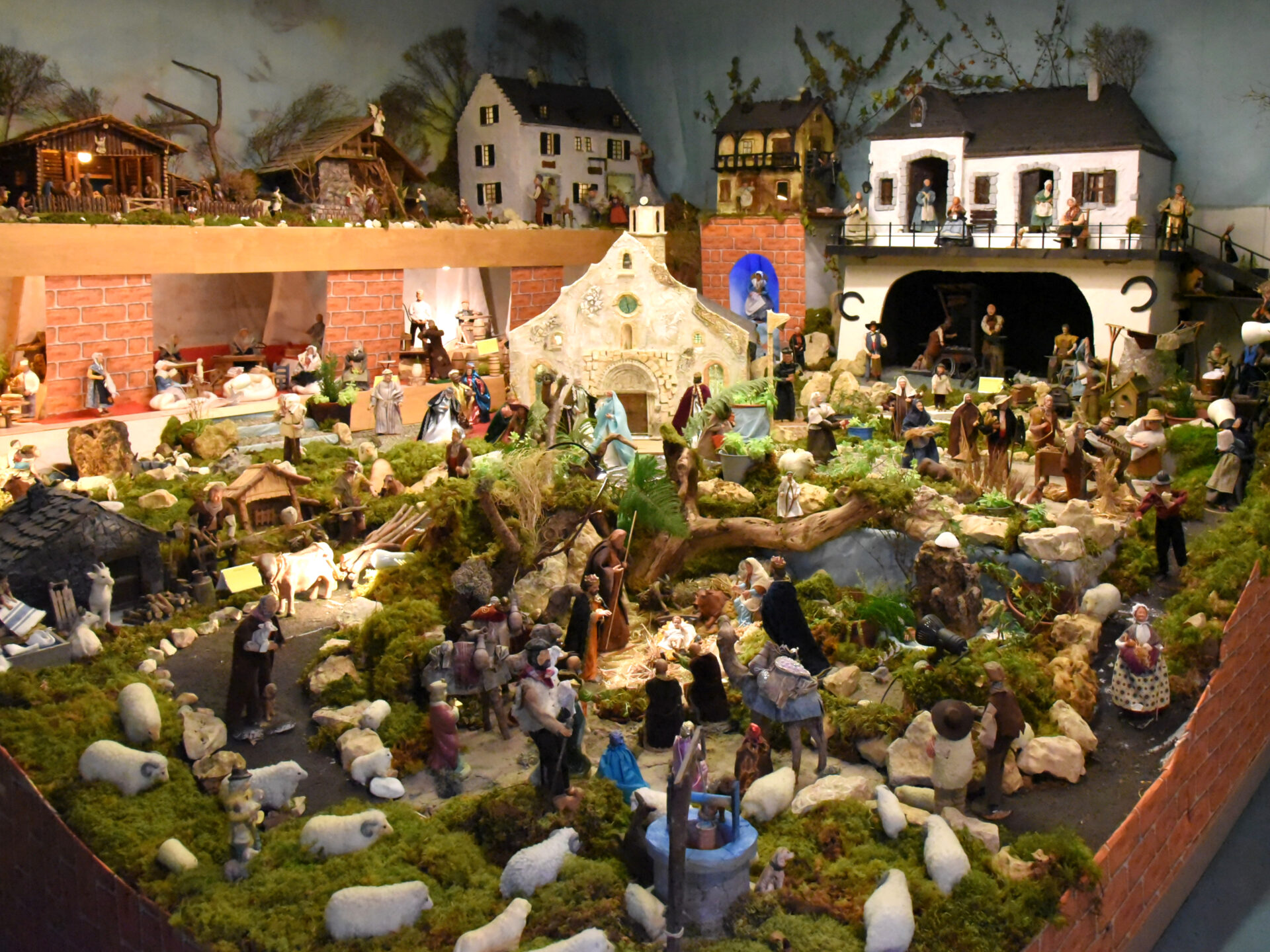 Crèche-village à l'exposition de Moutier | © Raphaël Zbinden