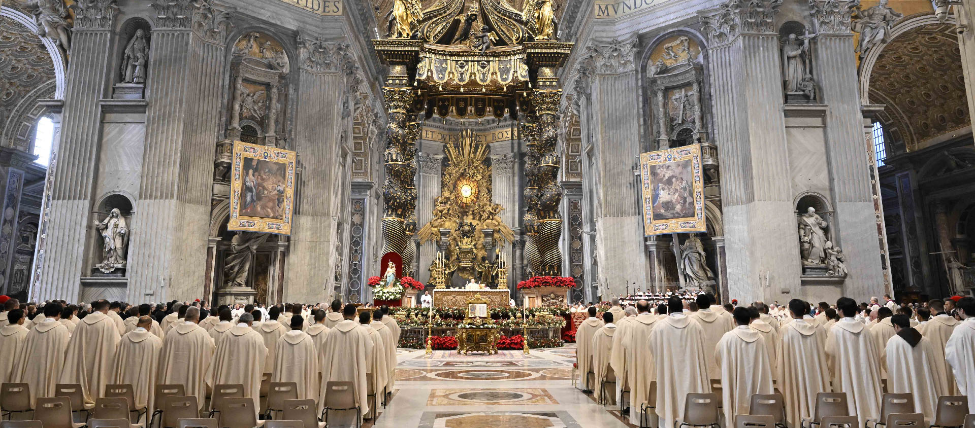 Le pape a célébré la première messe de l’année civile en la basilique Saint-Pierre de Rome aux côtés d’une quarantaine de cardinaux, de 200 prêtres et de plus de 5’000 fidèles | © Vatican Media