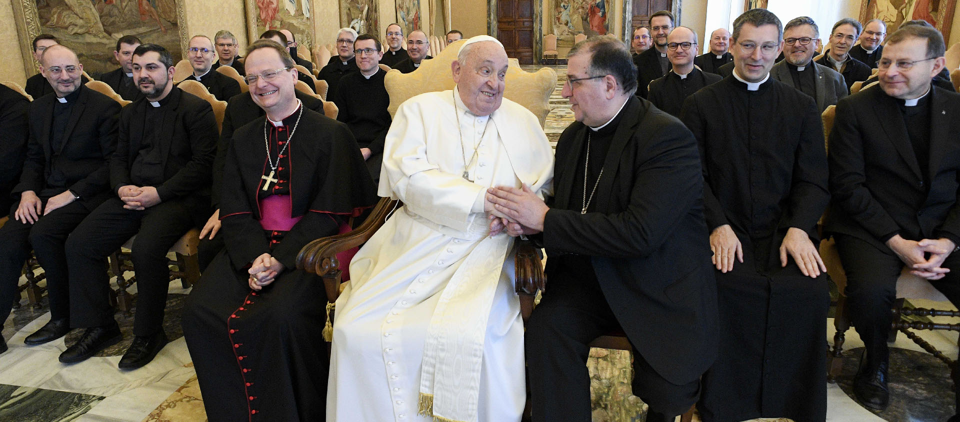 Le pape François et les recteurs des grands séminaires français | © Vatican Media